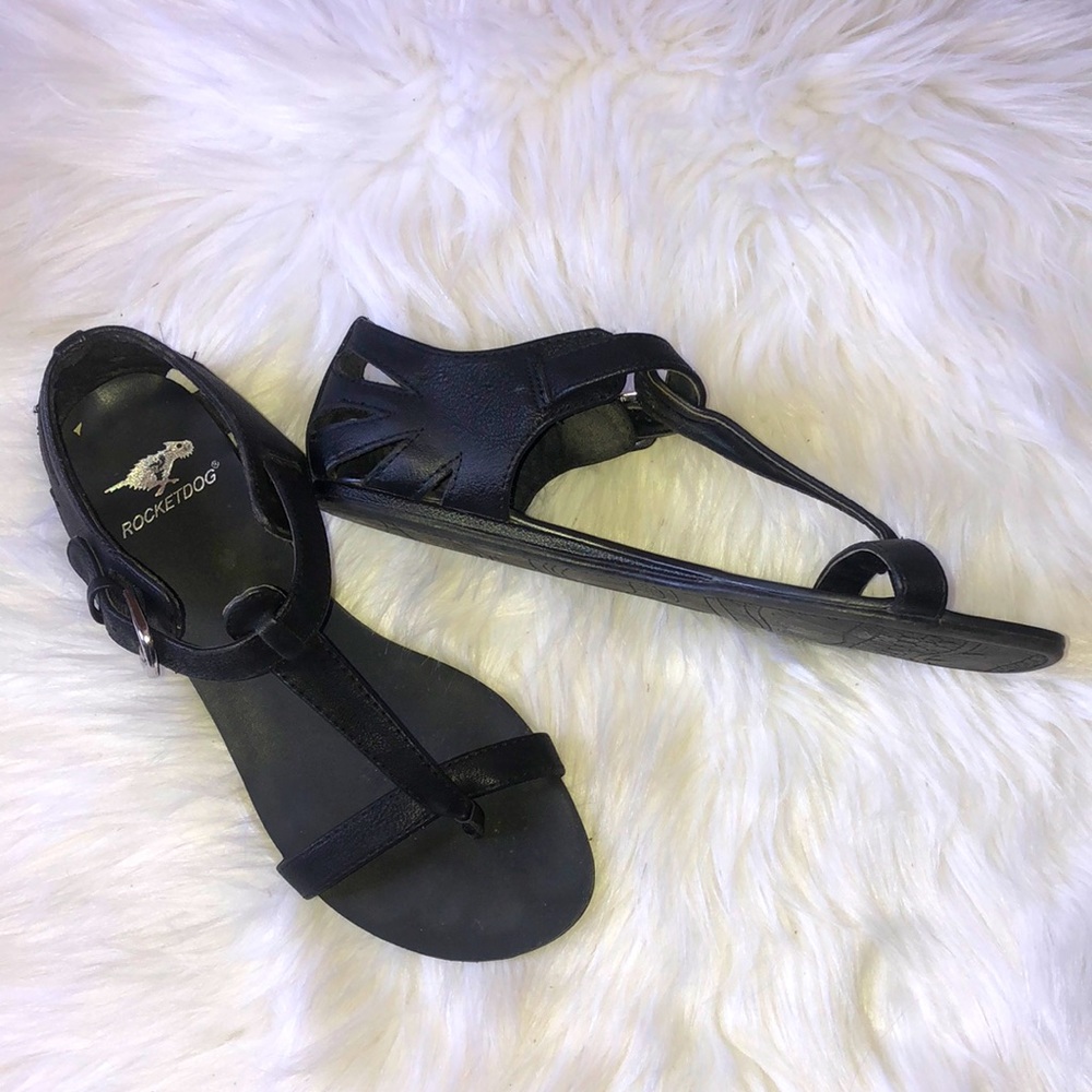 Rocket Dog t strap gladiator black ankle sandals